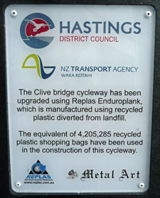 Clive Bridge bollard plaque